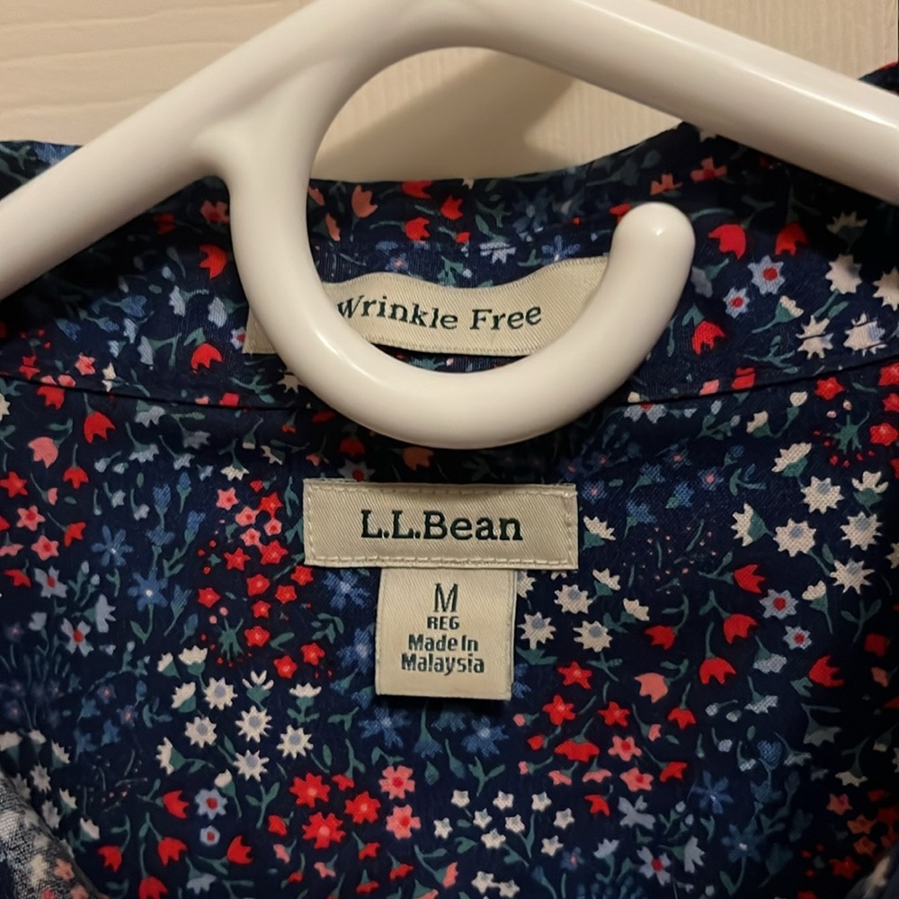 LL Bean Floral Button-up Shirt - Picture 2 of 4